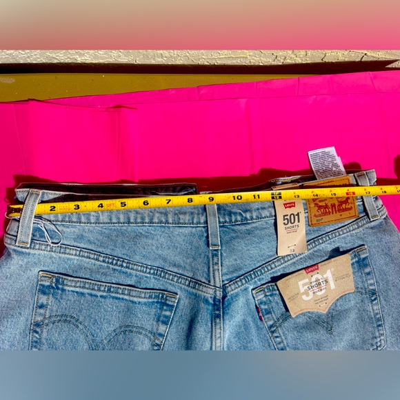 Levi’s shorts size 33 high rise New With Tags - Picture 7 of 13